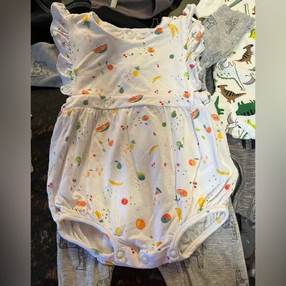 Bundle 25 girl clothes NB-6/9mo:Carter, Jack &Cat, Little James, Just1You, H&M - Picture 8 of 11